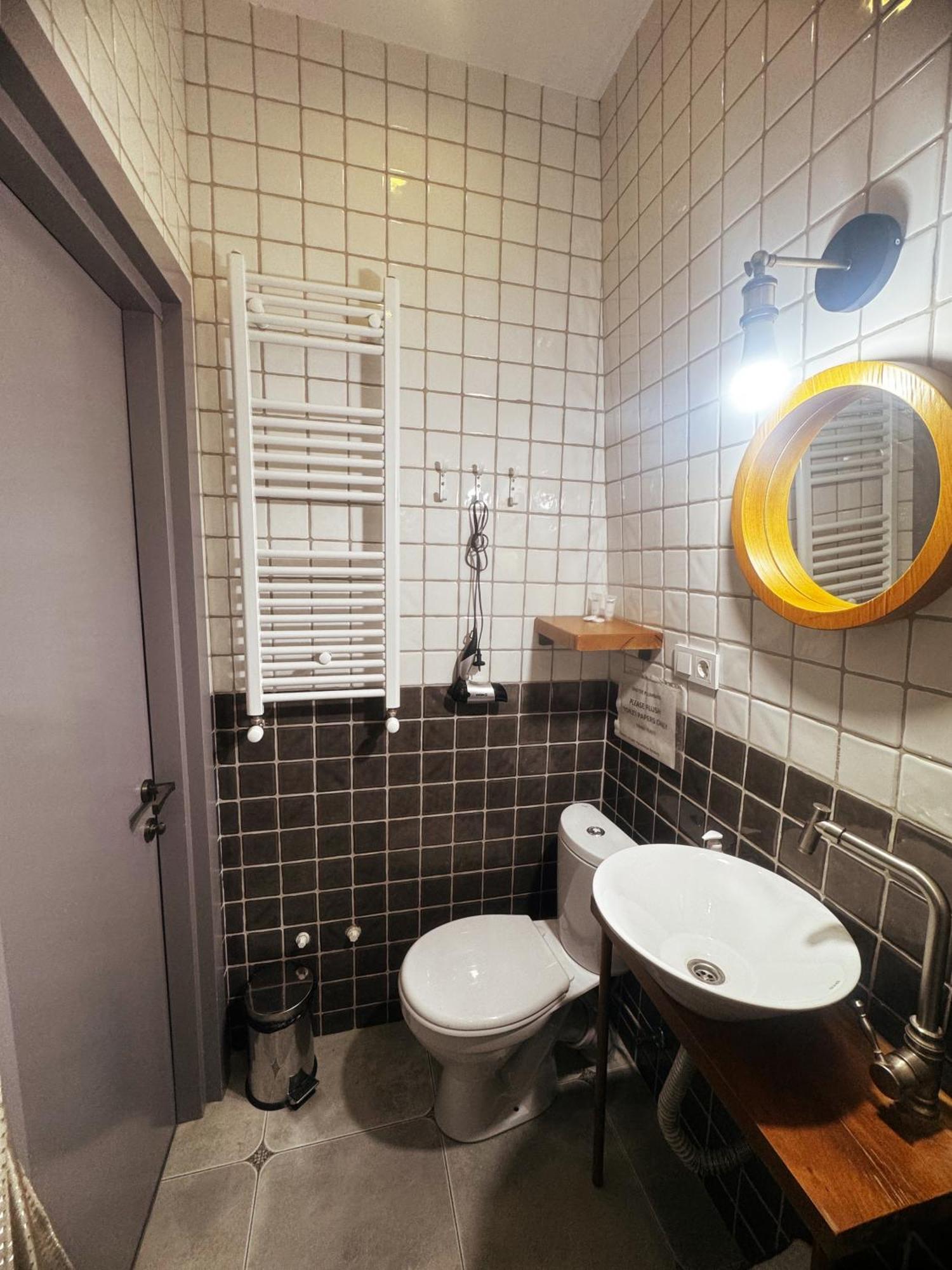 Hotel Classic Corner Тбілісі Екстер'єр фото