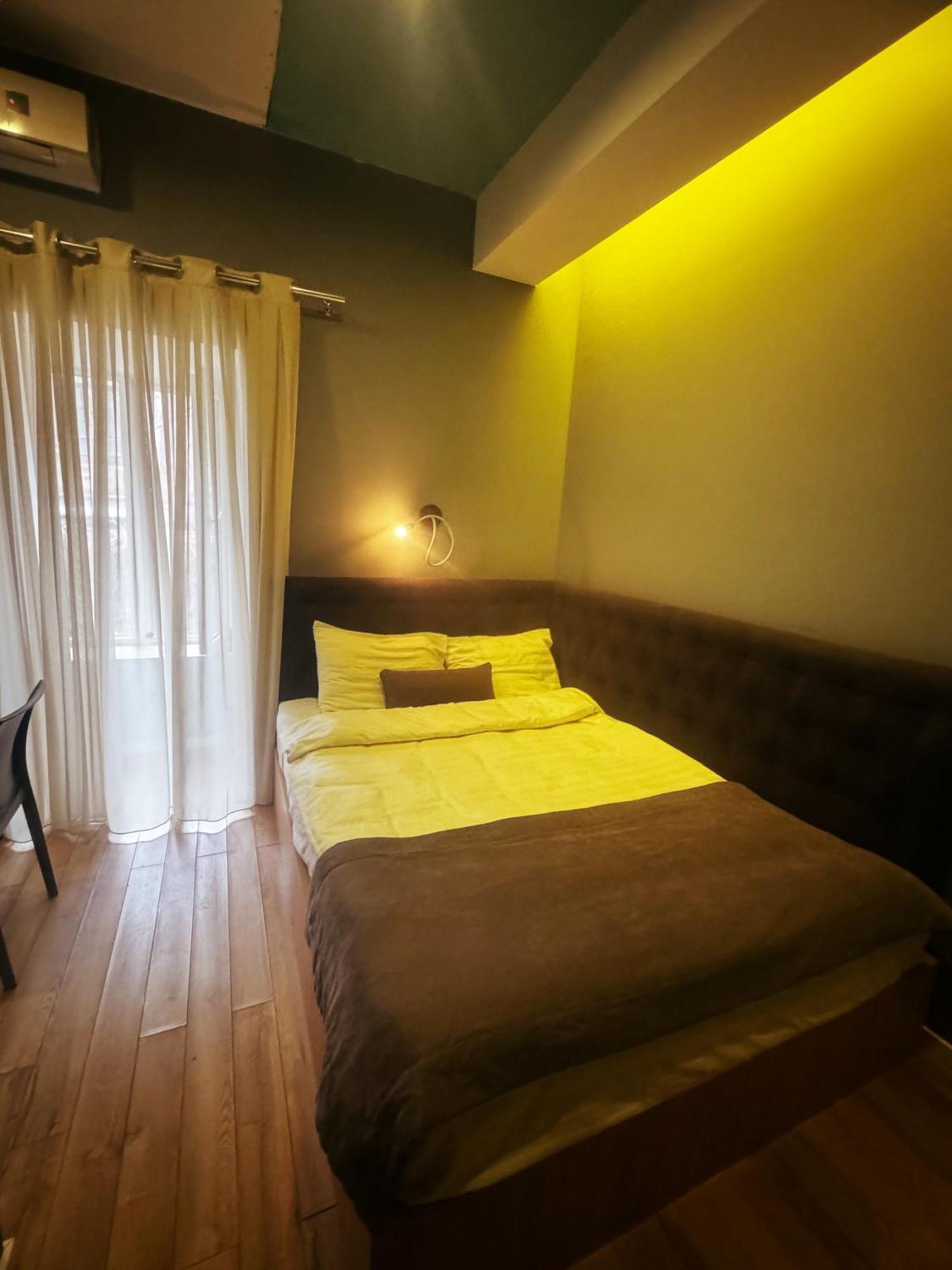 Hotel Classic Corner Тбілісі Екстер'єр фото