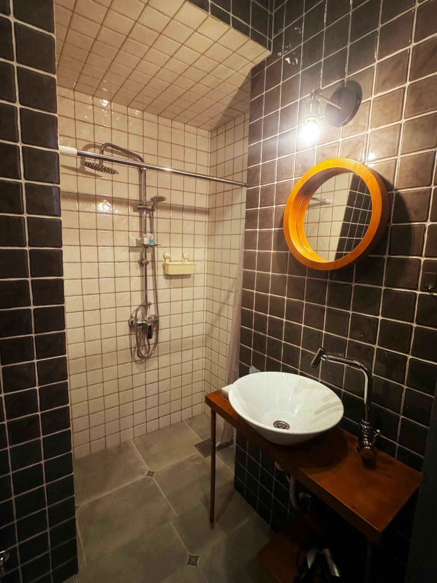 Hotel Classic Corner Тбілісі Екстер'єр фото